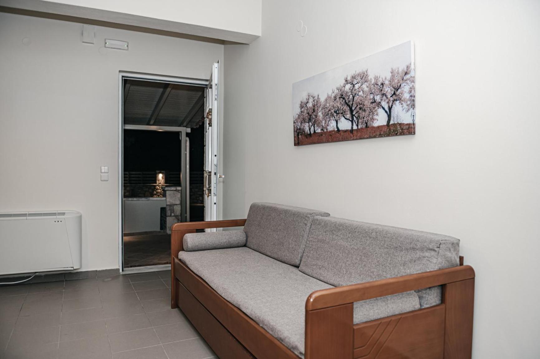 Terra Helios Suites & Studios Kyparissia Habitación foto