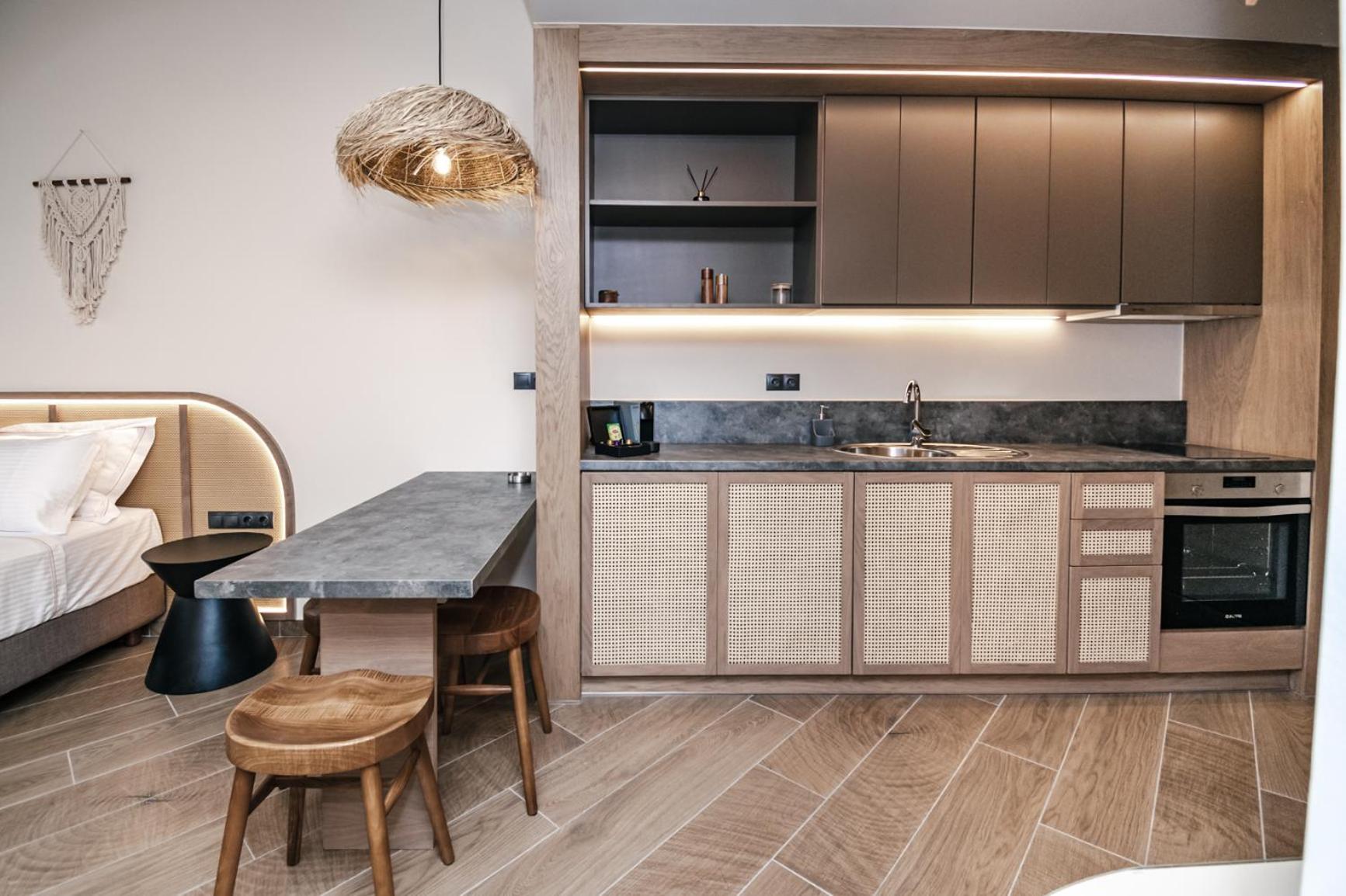 Terra Helios Suites & Studios Kyparissia Habitación foto